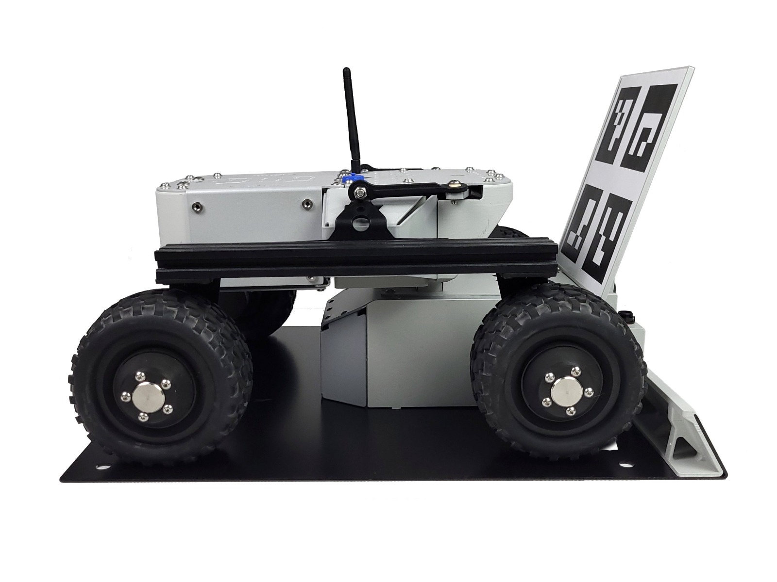 New Leo Rover robot — image 1