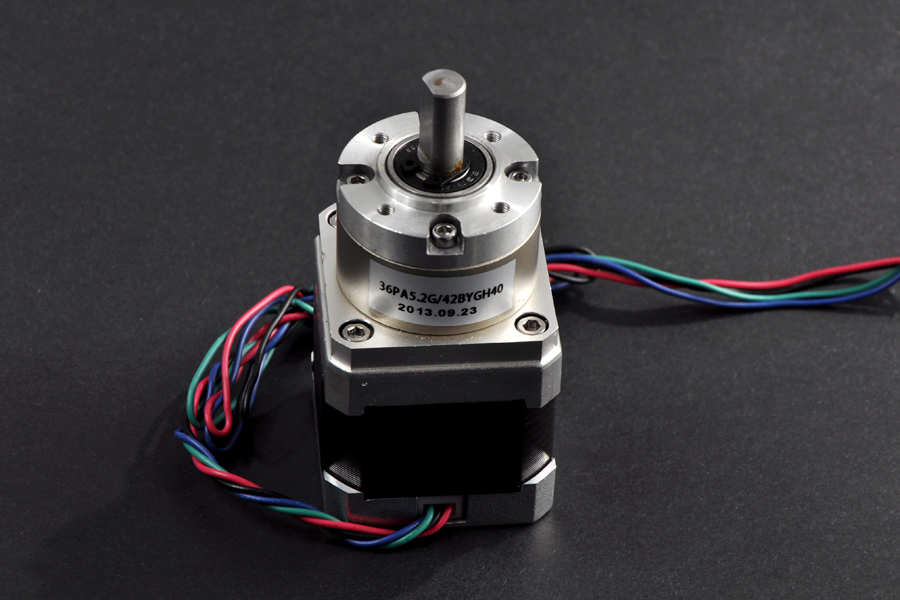 new RoboSavvy robot — صورة 2